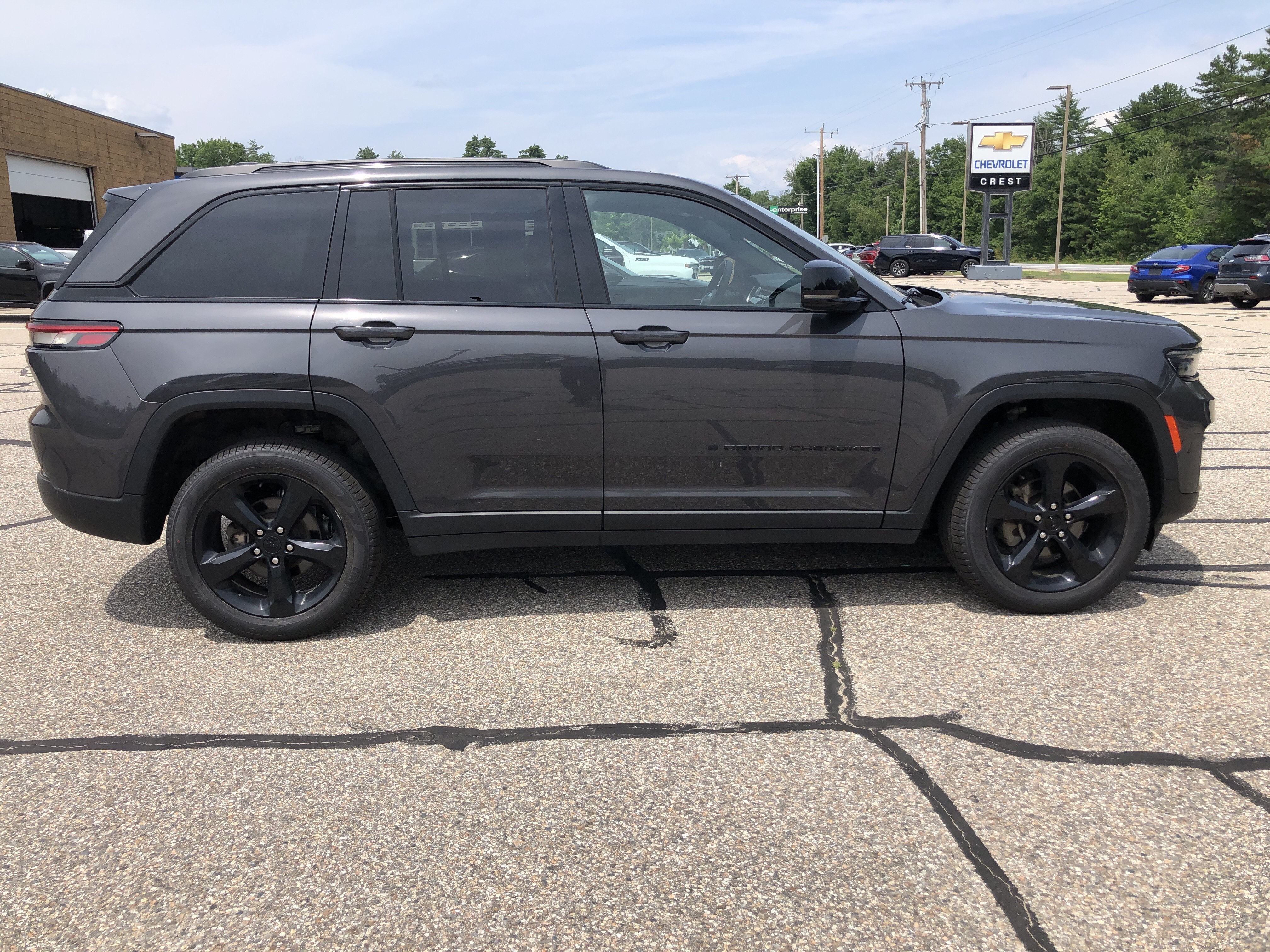 2023 Jeep Grand Cherokee Altitude