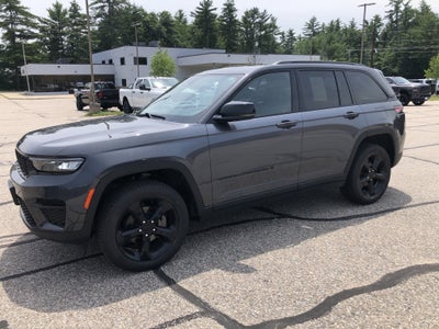 2023 Jeep Grand Cherokee Altitude