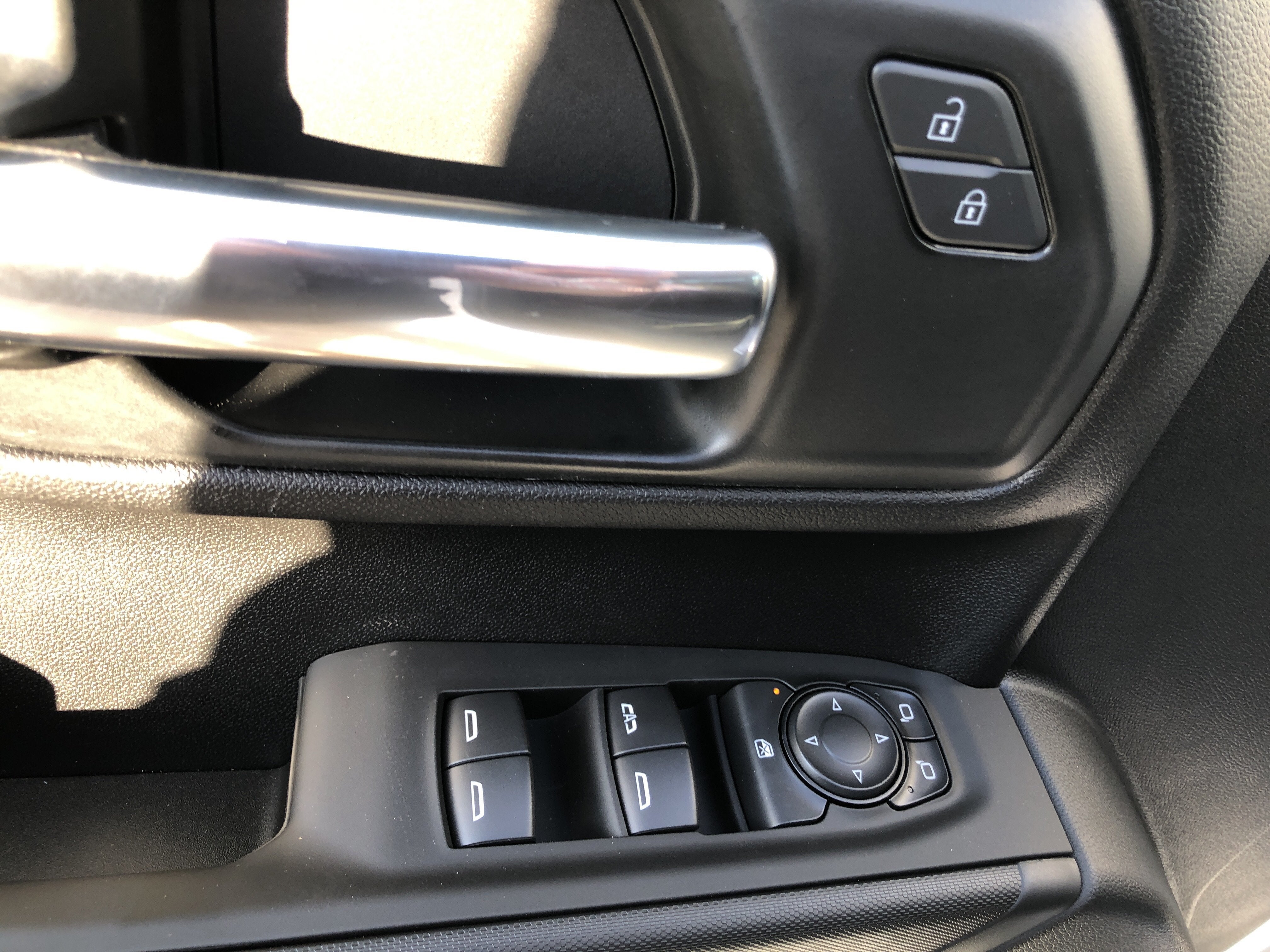 2026 Chevrolet Silverado 1500 Custom - Photo 11