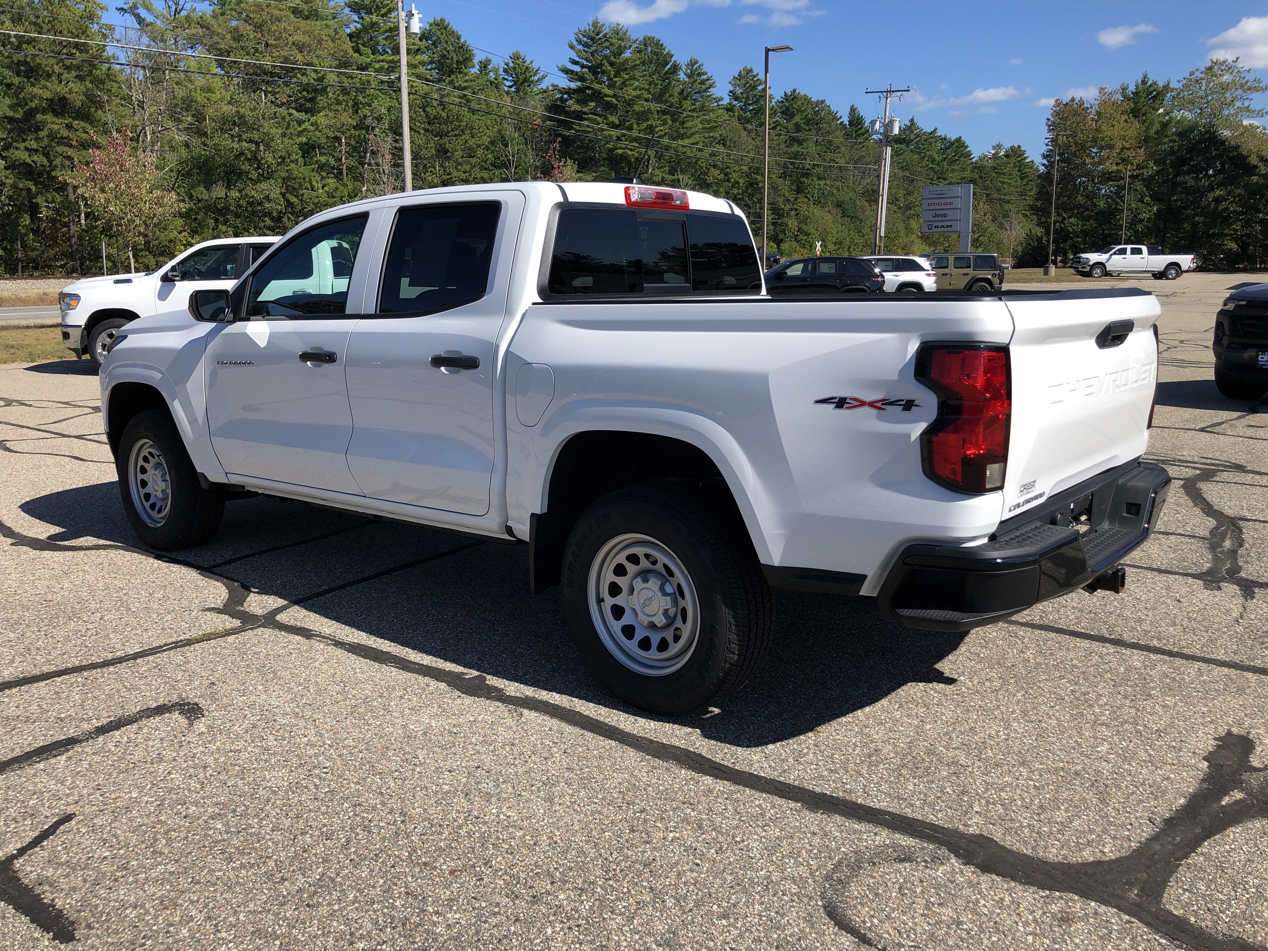 2024 Chevrolet Colorado WT