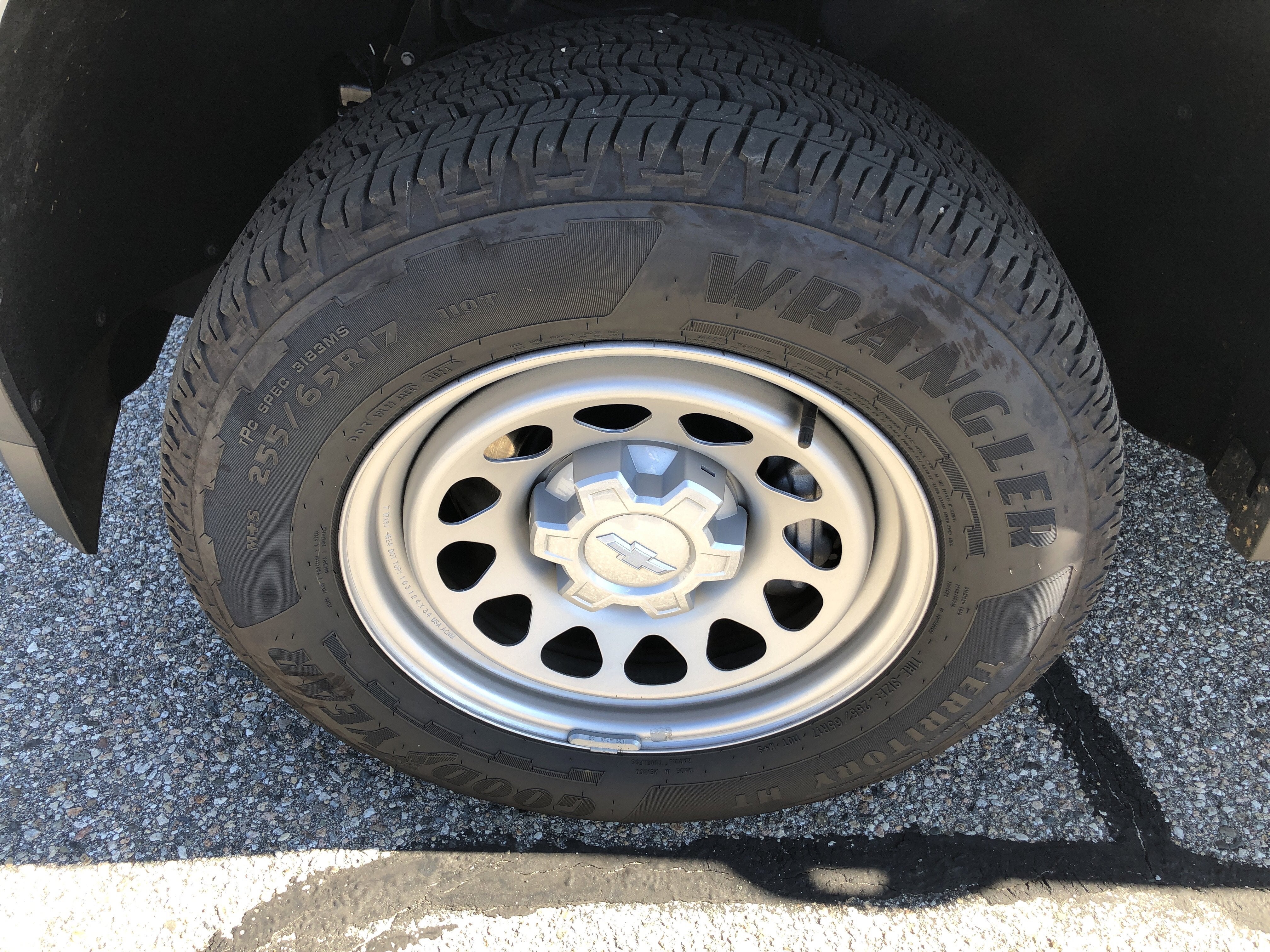 2024 Chevrolet Colorado WT