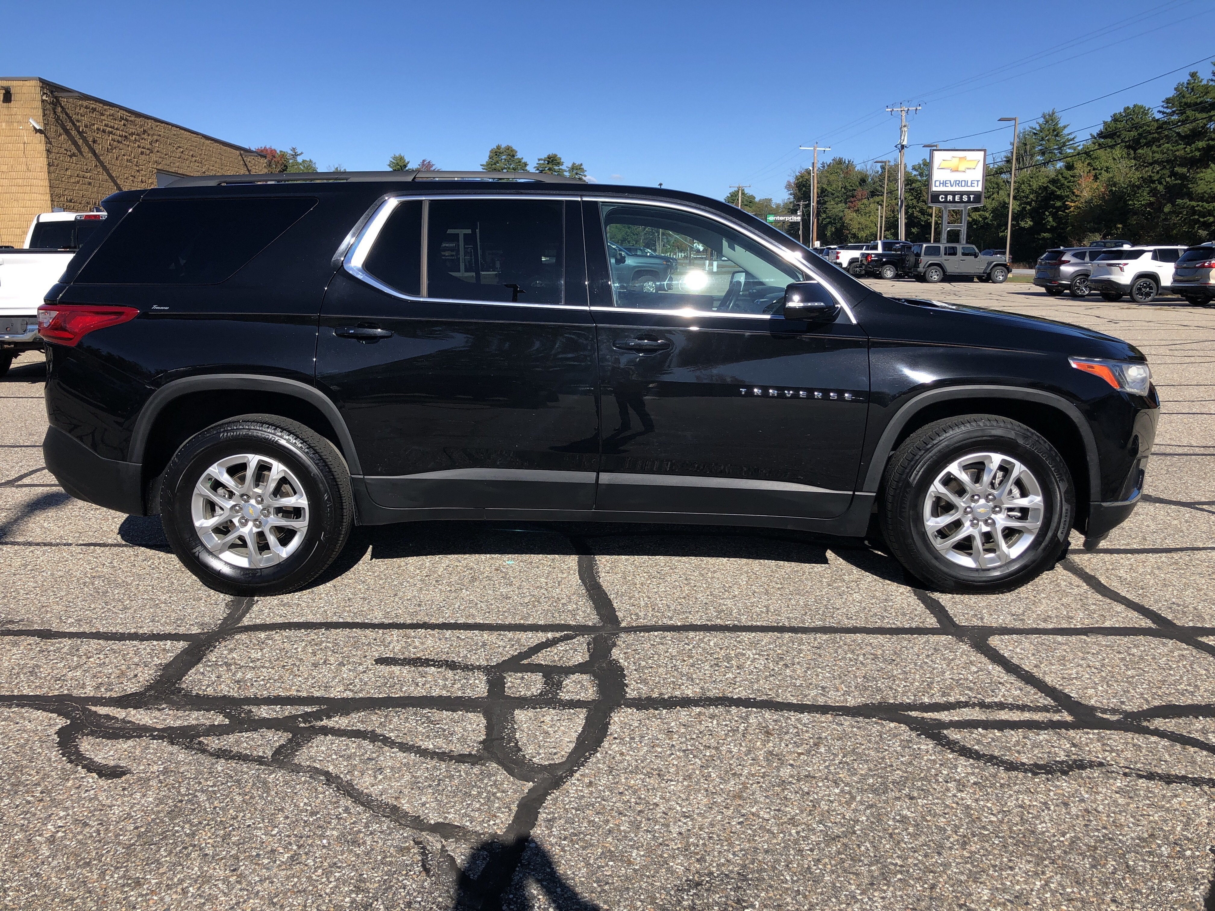 2020 Chevrolet Traverse LT Cloth