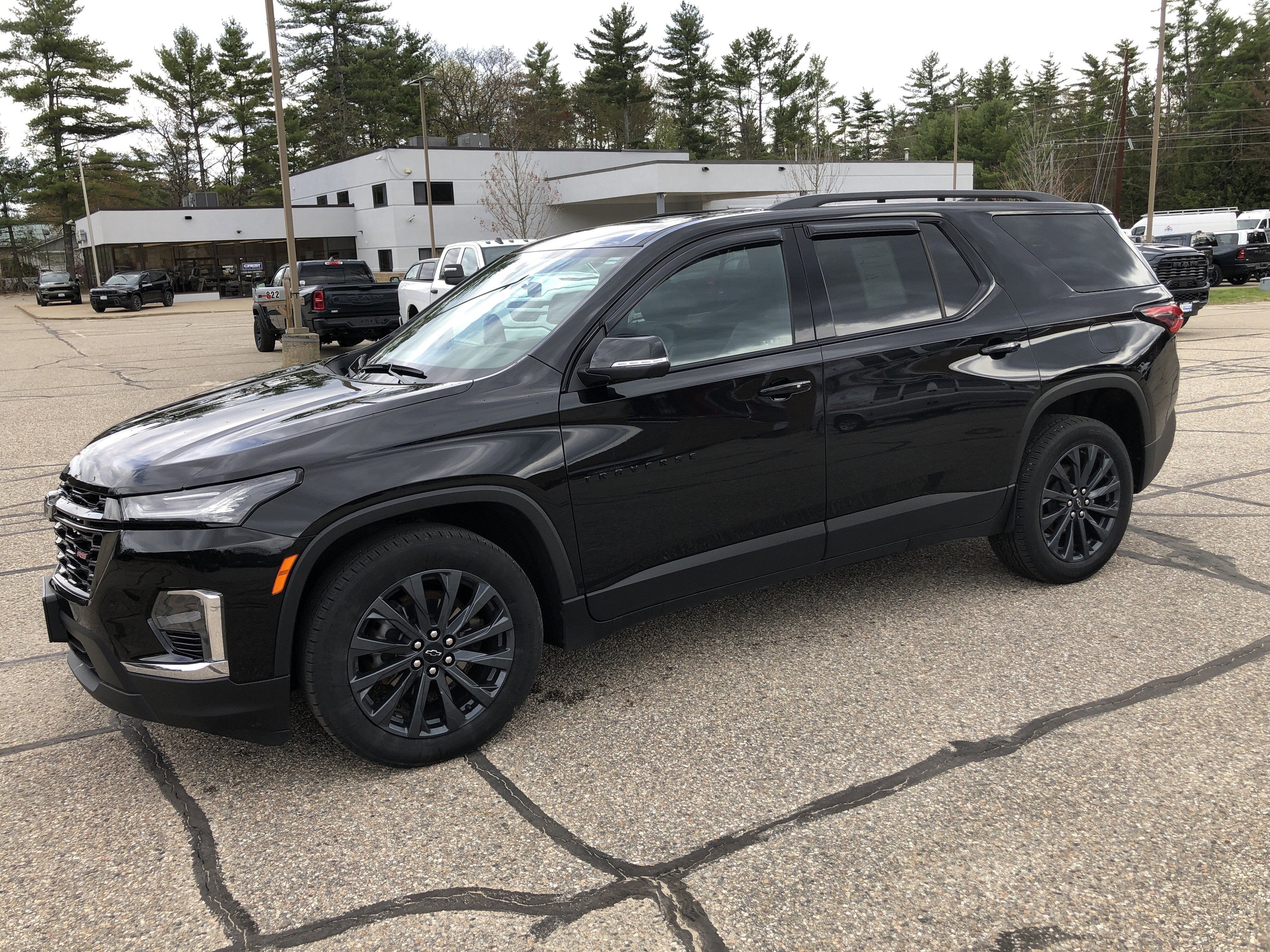 2023 Chevrolet Traverse RS