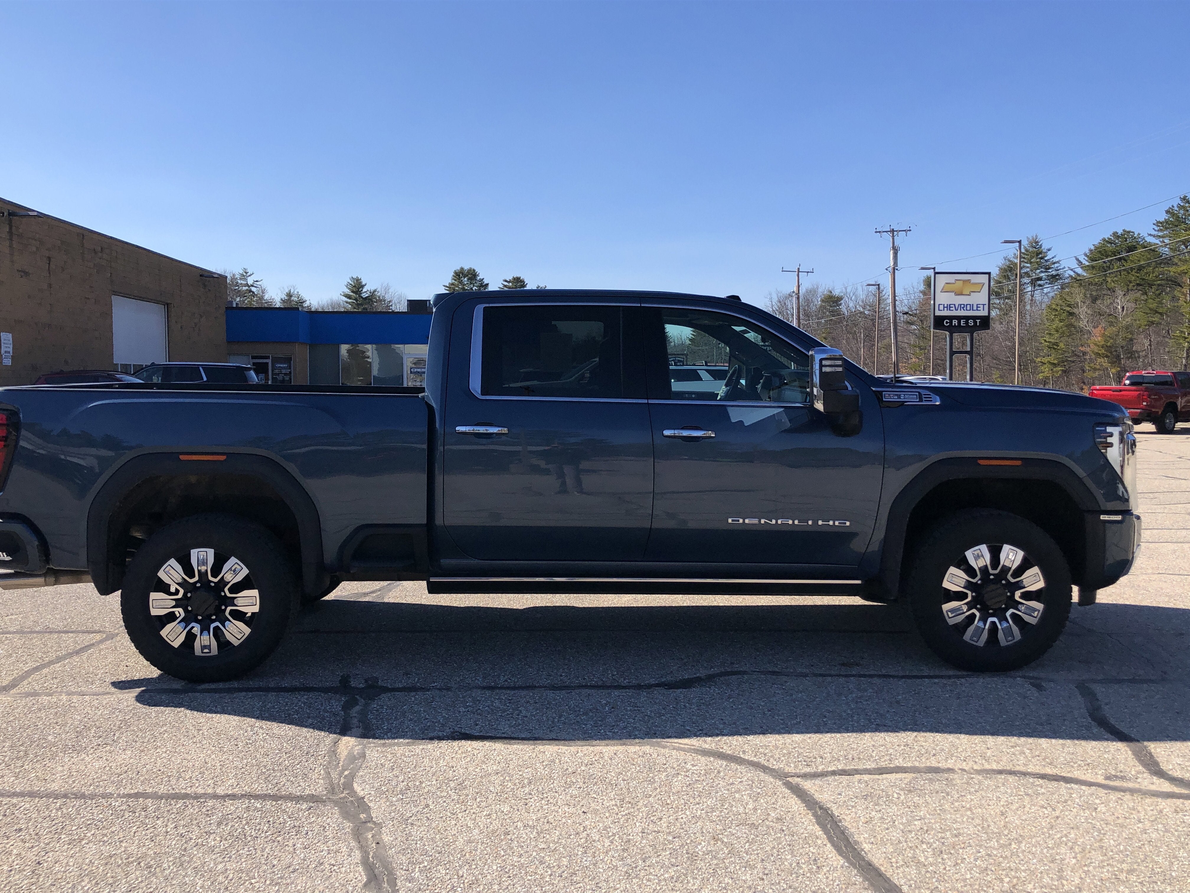 2025 GMC Sierra 2500 HD Denali
