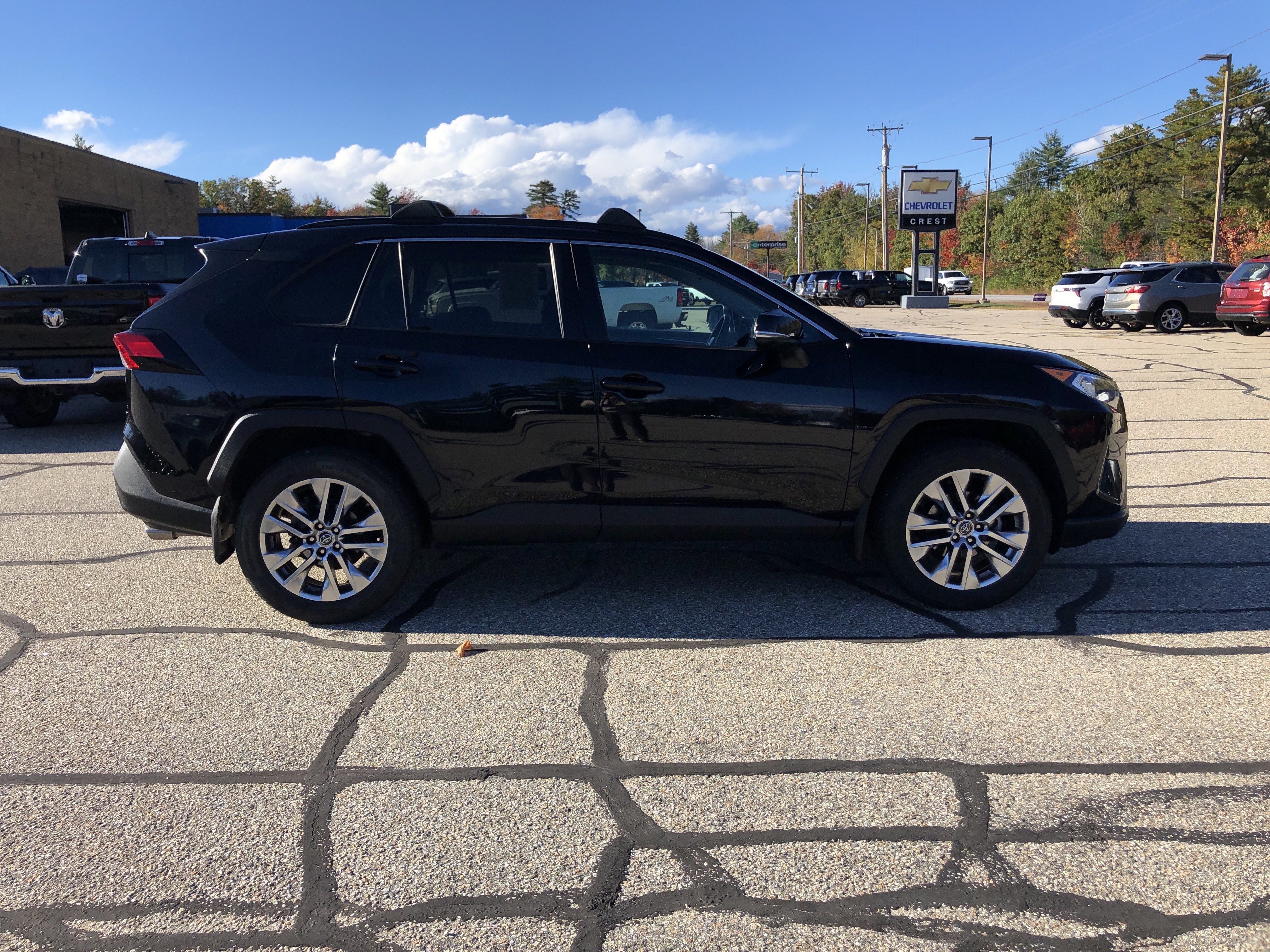 2019 Toyota RAV4 XLE Premium