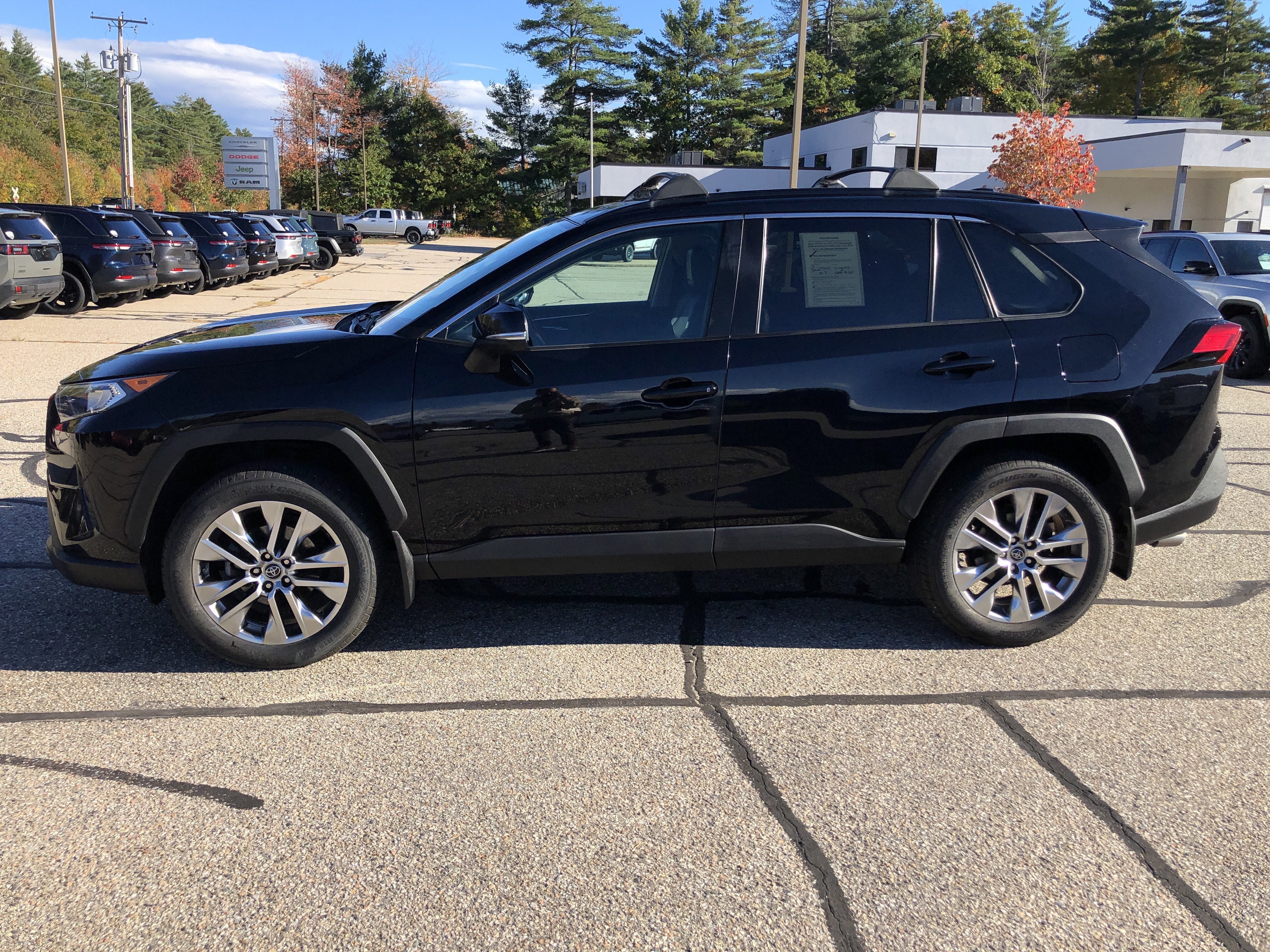 2019 Toyota RAV4 XLE Premium