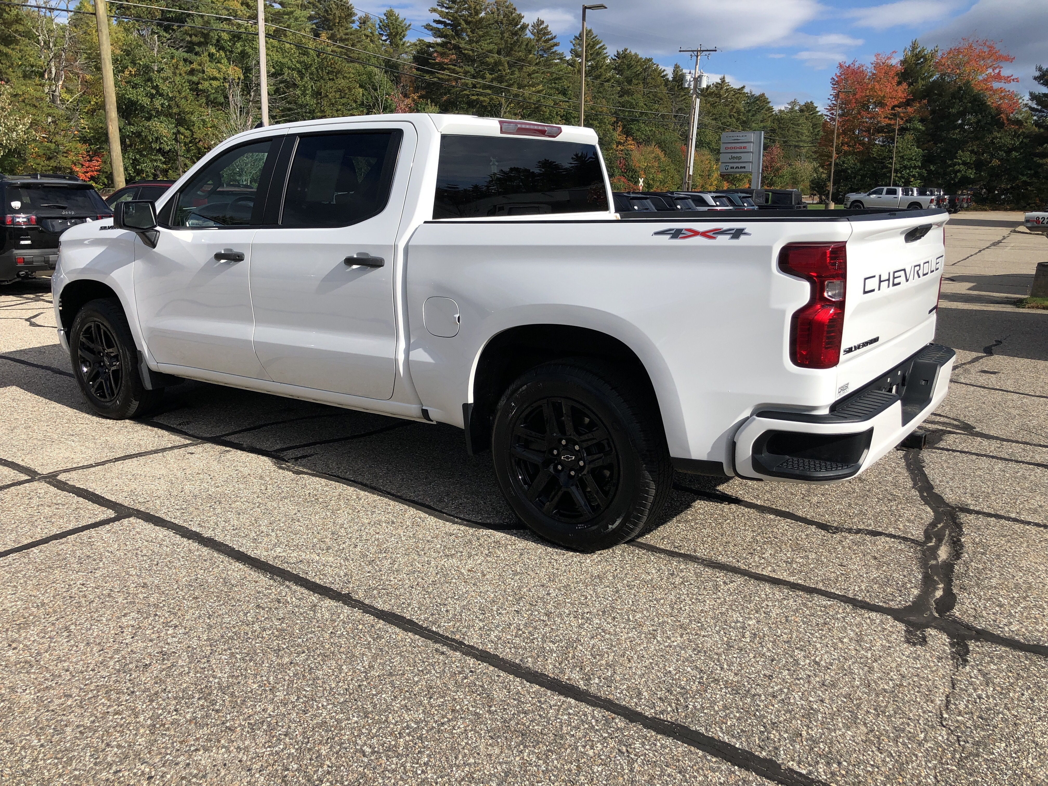 2022 Chevrolet Silverado 1500 Custom