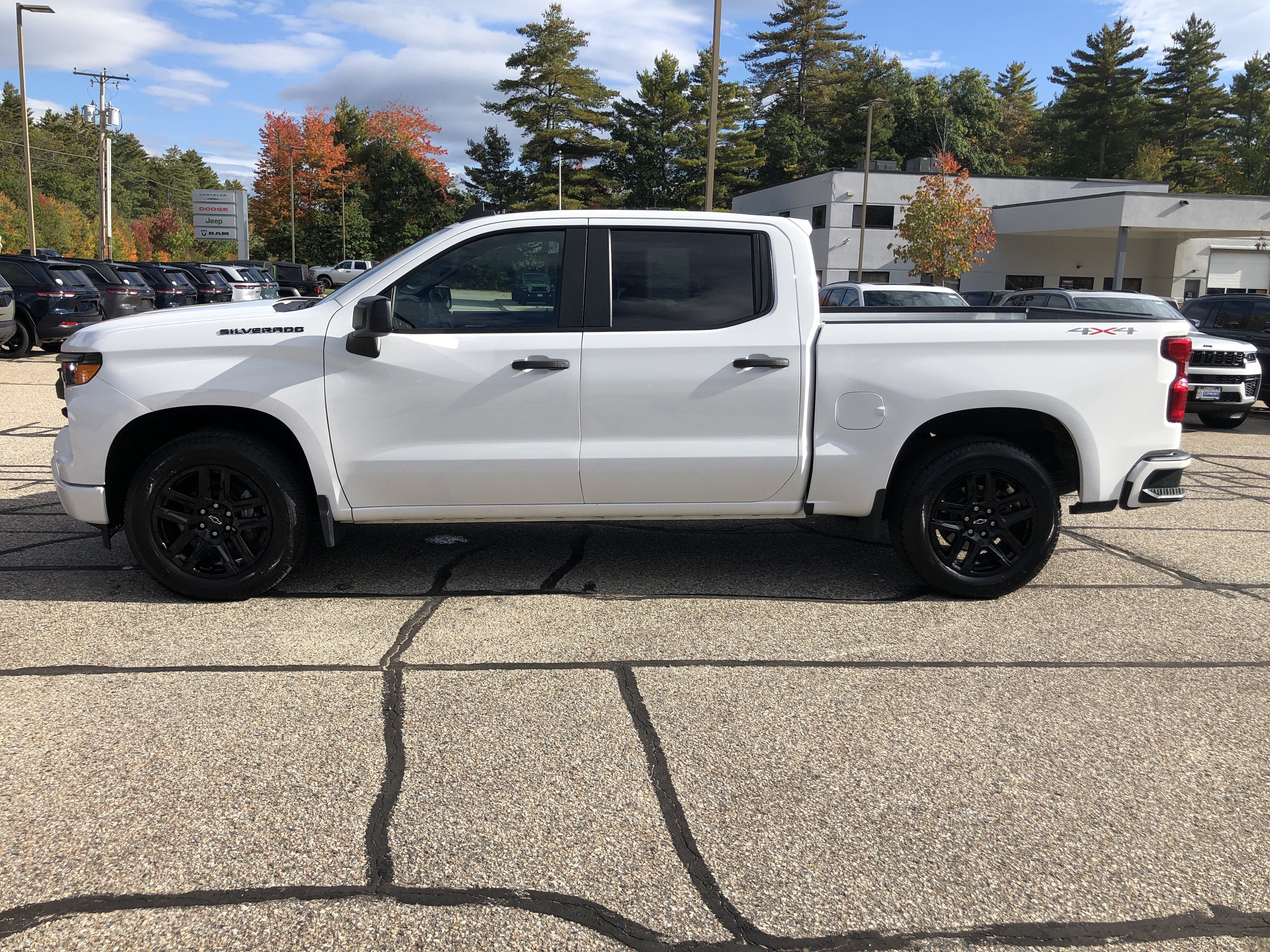 2022 Chevrolet Silverado 1500 Custom