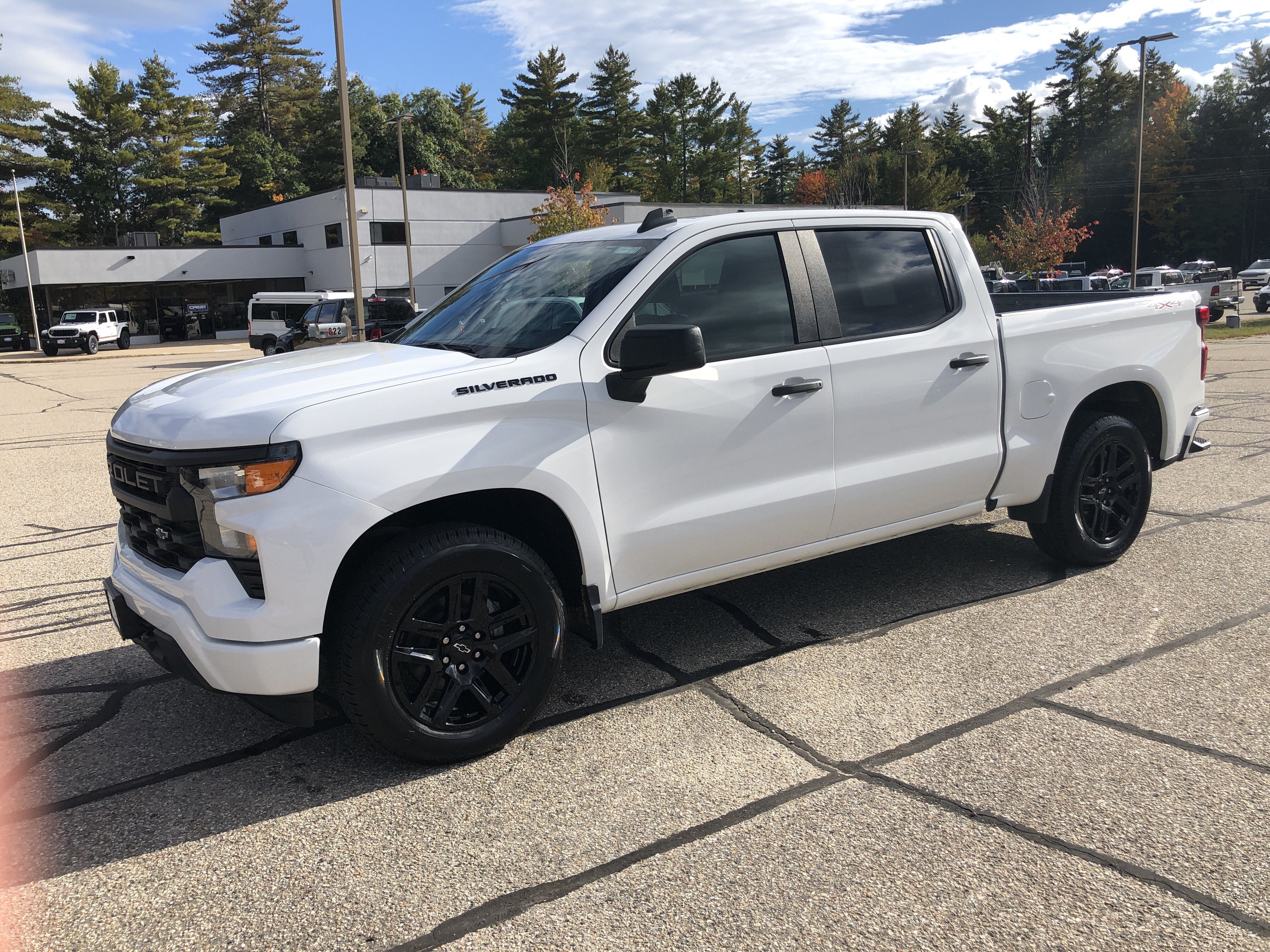 2022 Chevrolet Silverado 1500 Custom