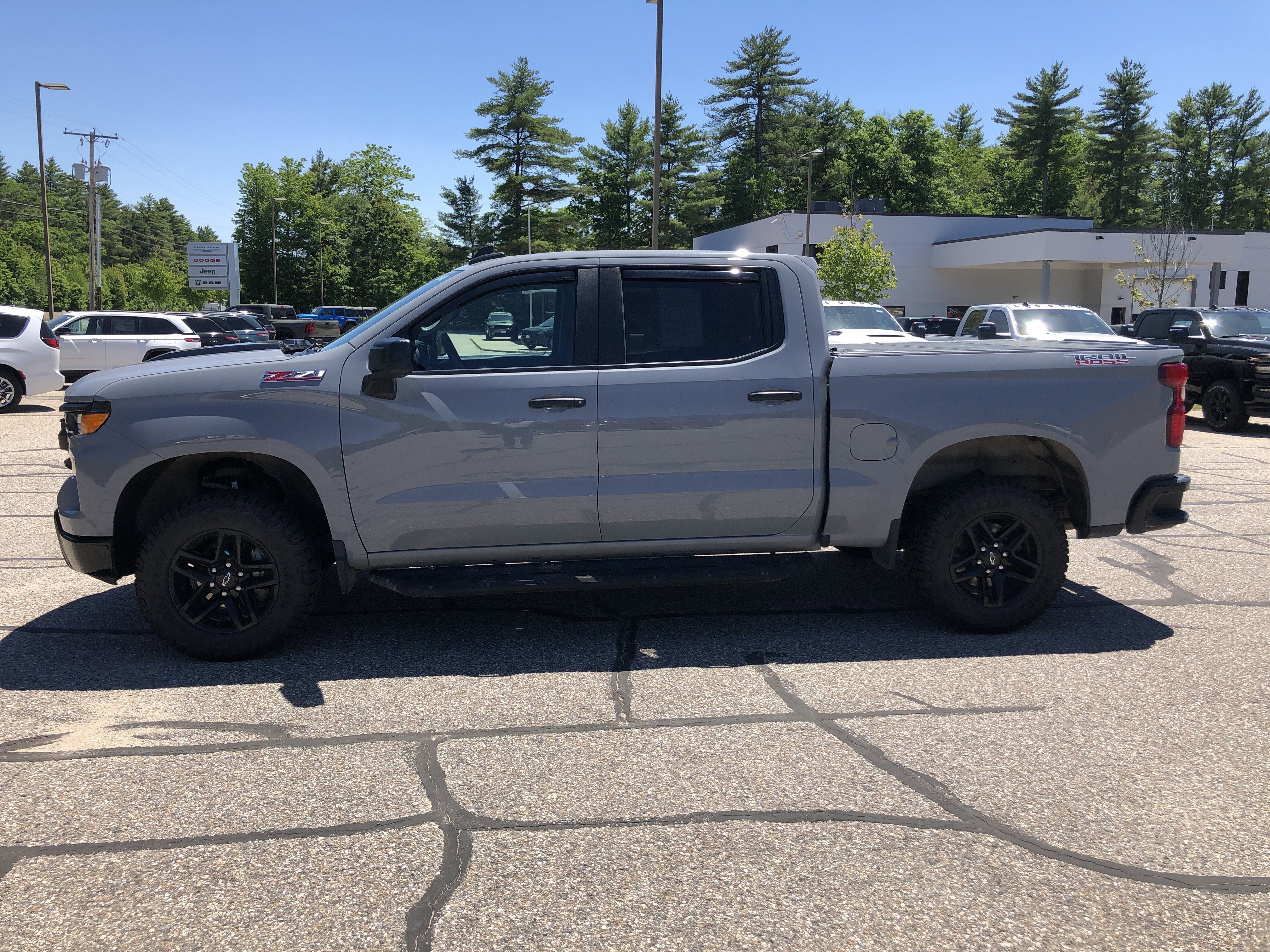 2024 Chevrolet Silverado 1500 Custom Trail Boss