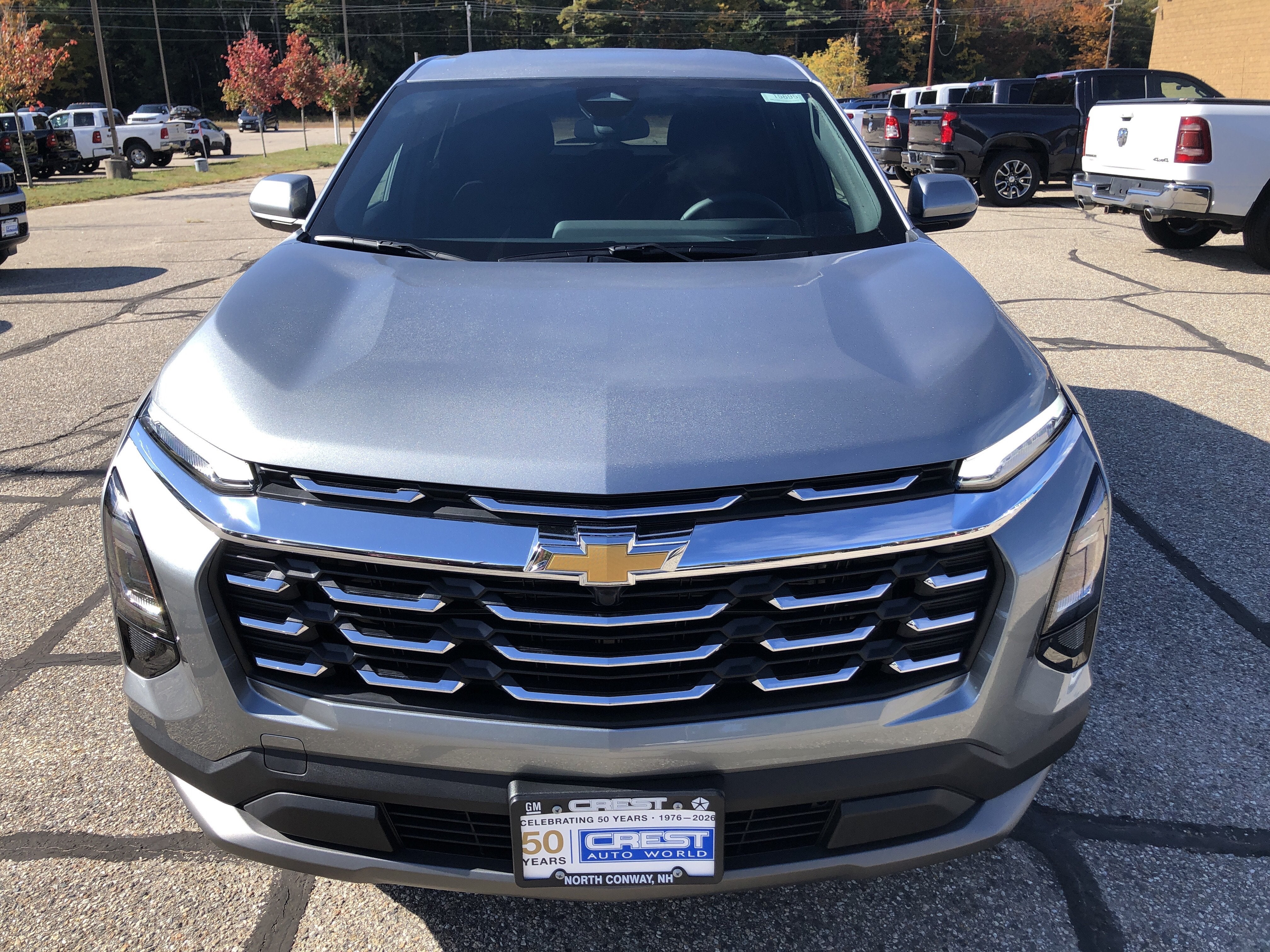 2027 Chevrolet Equinox LT - Photo 8