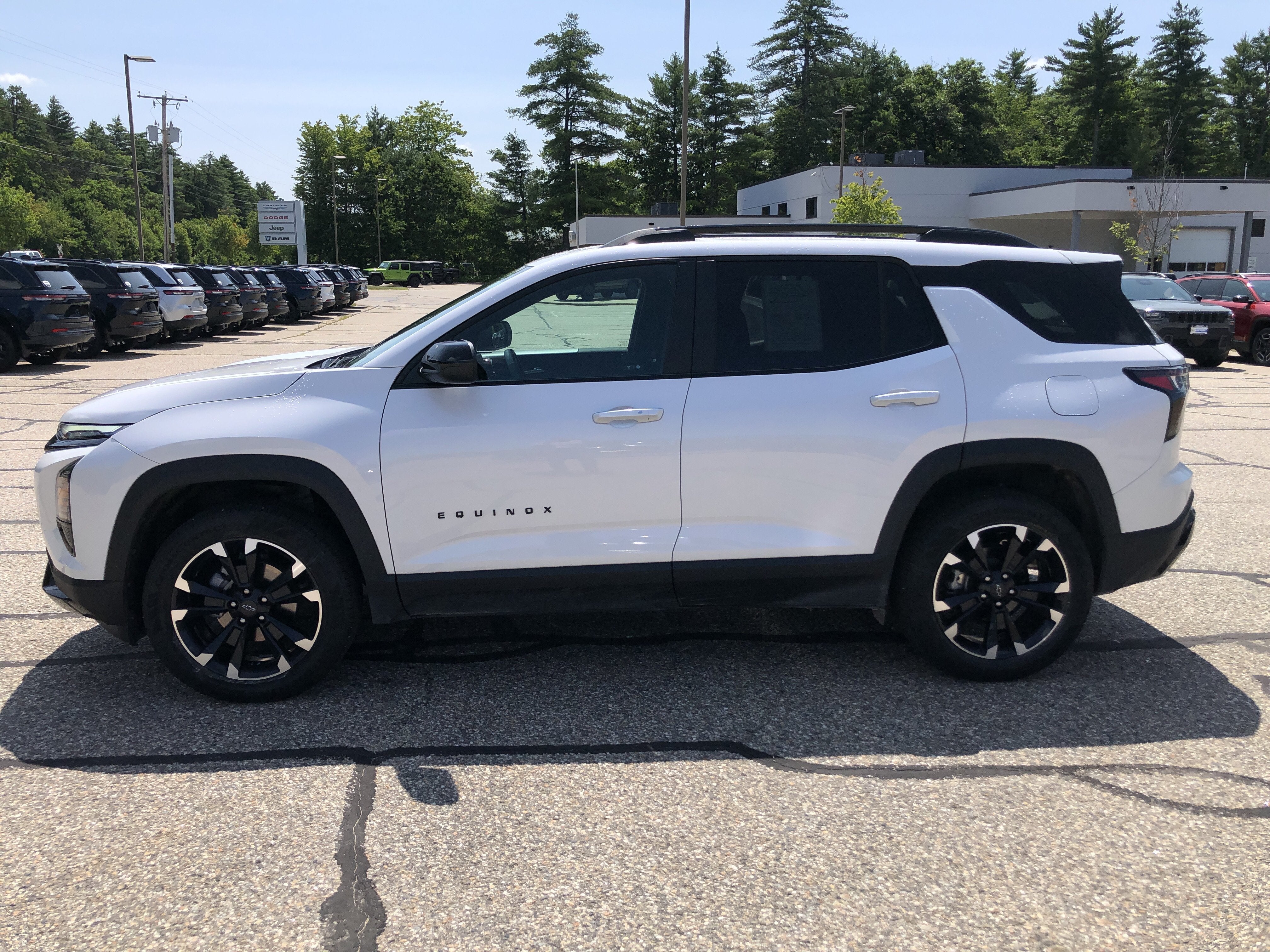 2025 Chevrolet Equinox RS