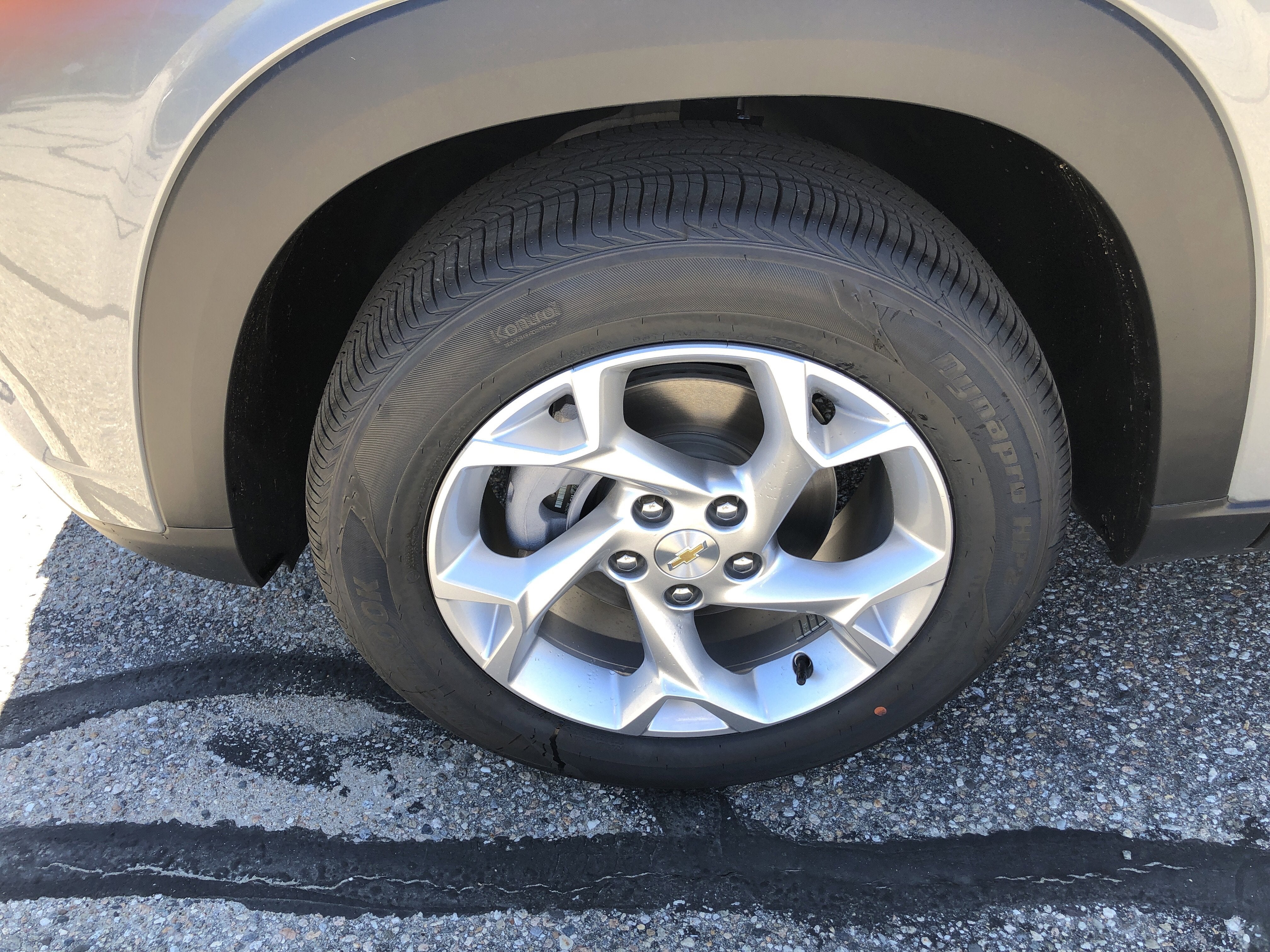 2026 Chevrolet Trax LS - Photo 9